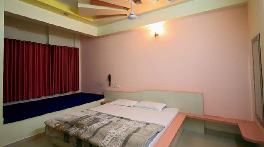 Hotel Palak Palace, Udaipur 4